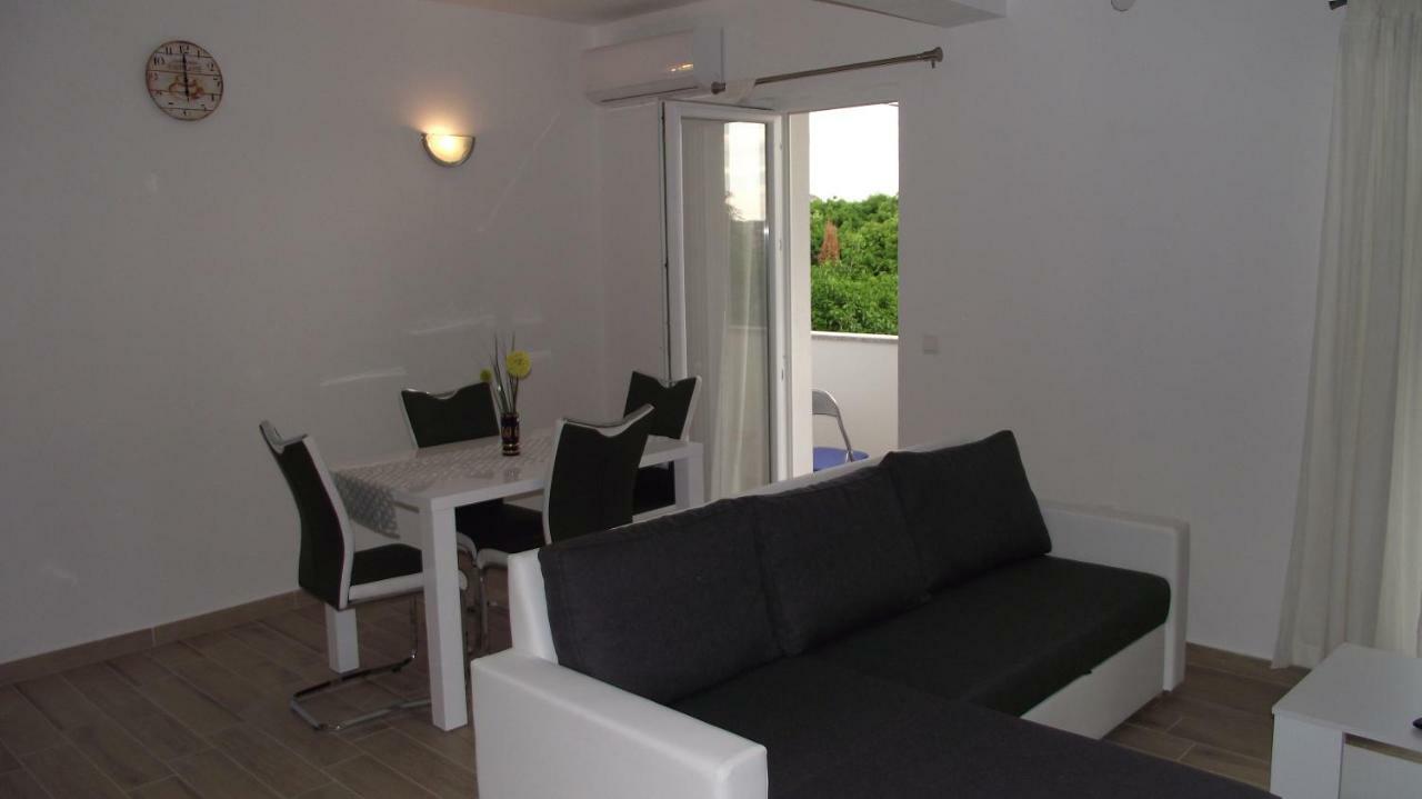 Apartmani Filip Zadar Diklo Ngoại thất bức ảnh