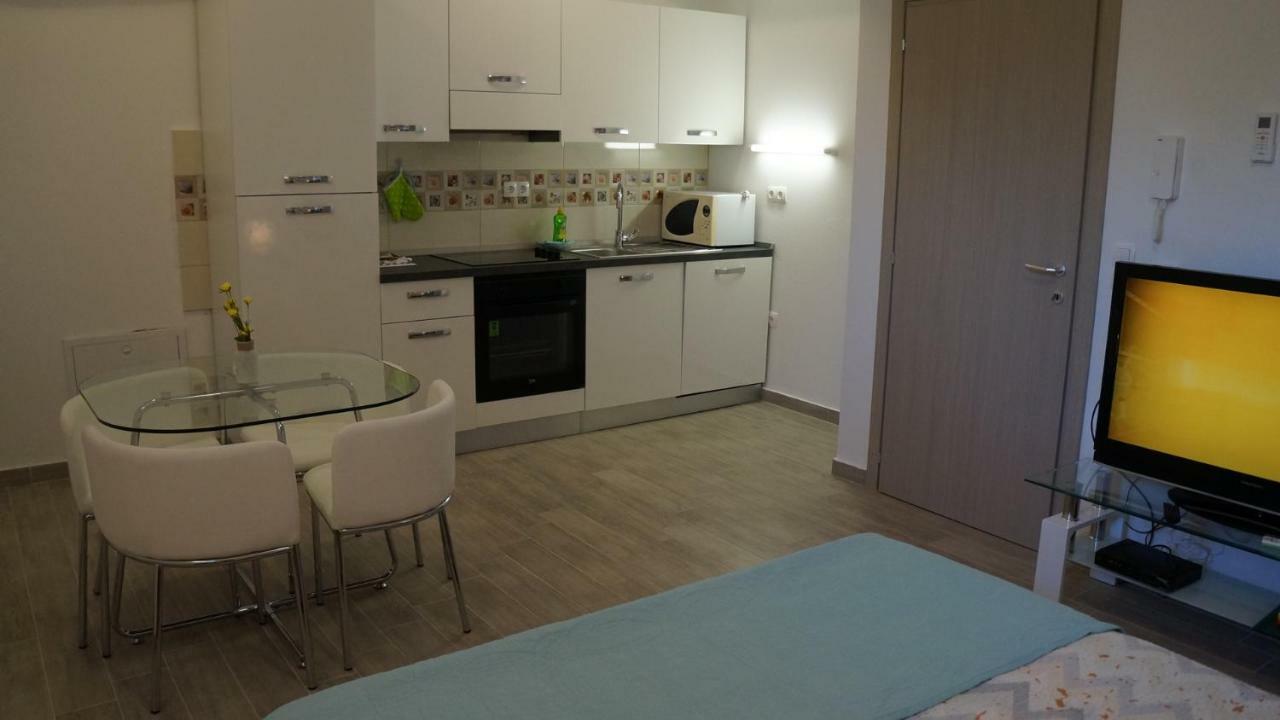 Apartmani Filip Zadar Diklo Ngoại thất bức ảnh